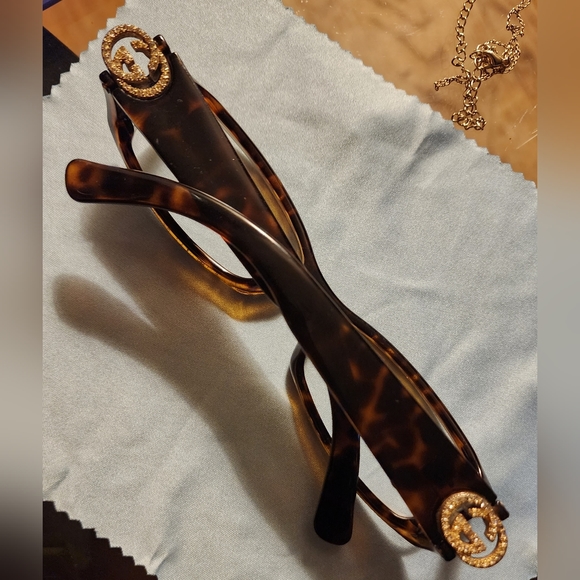 Auth Gucci Tortoise Shell Eyeglasses. - Picture 3 of 6